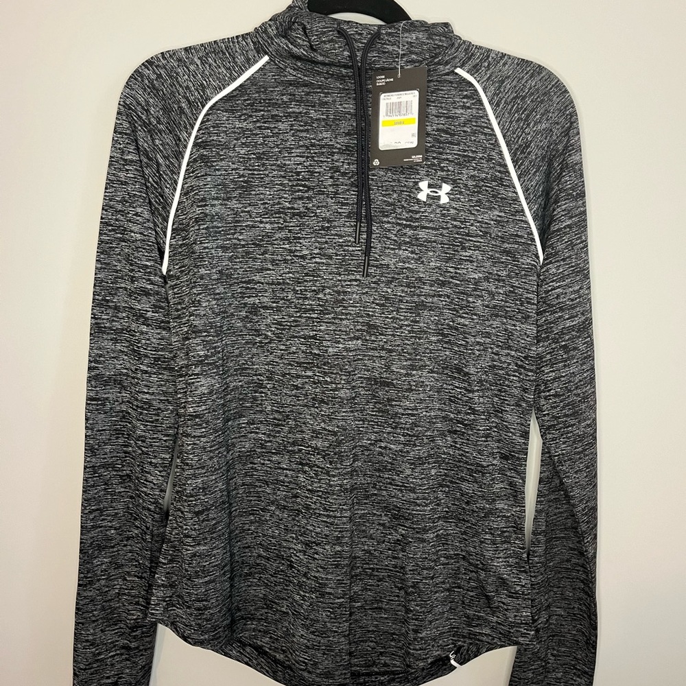 Under Armour athletic shirt/hoodie grey -*** NEW!